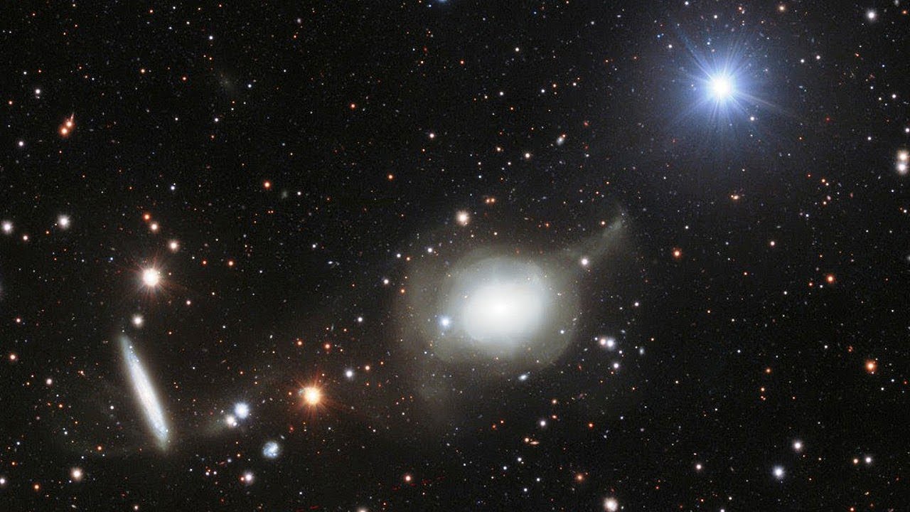 que son las galaxias elipticas