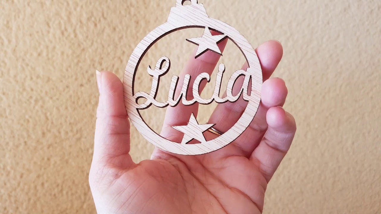 esferas con nombre de madera