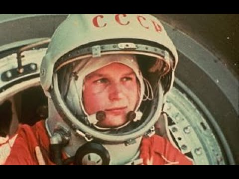 primera mujer en viajar al espacio